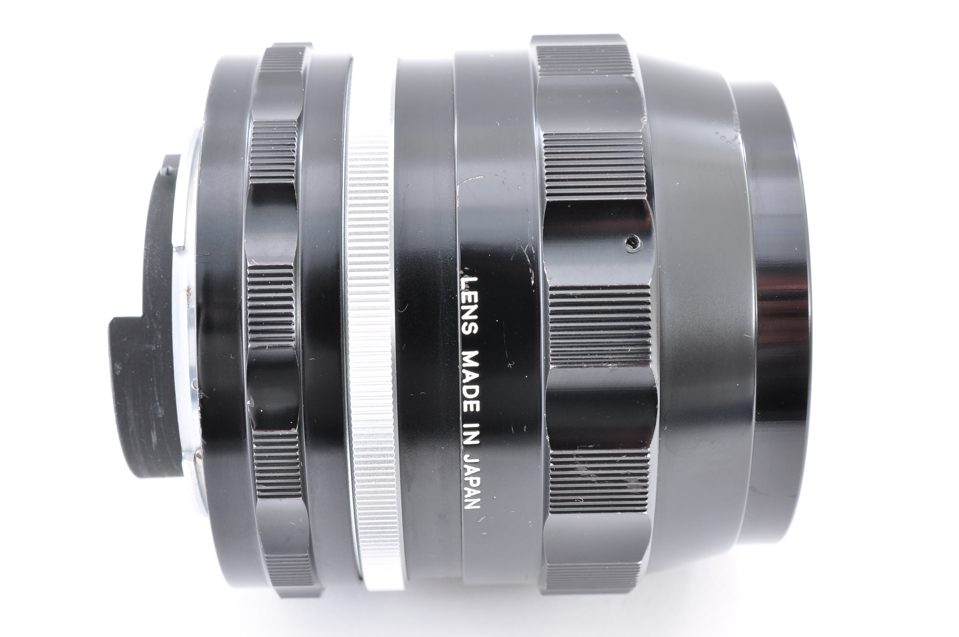 ★ニッコール　Nikkor-N.C Auto 28mm f/2 レンズ Nikon NIKKOR-N.C Auto 28mm f/2 Wide Lens xcellent+++++ from