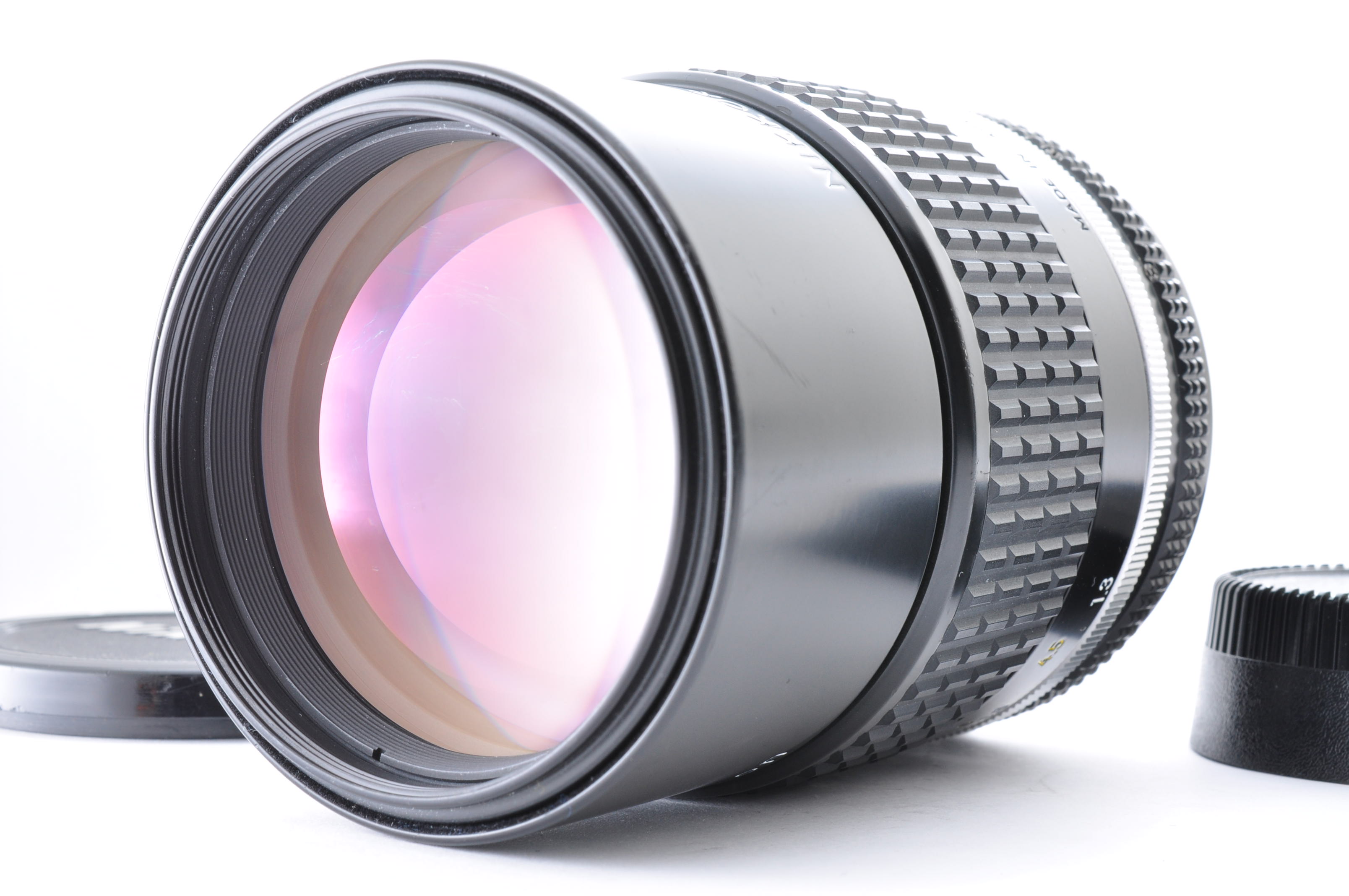 Nikkor Ai-s 135mm f/2.8 レンズ Nikon 135mm f2.8 Nikkor AI-S - Lens – Kamerastore