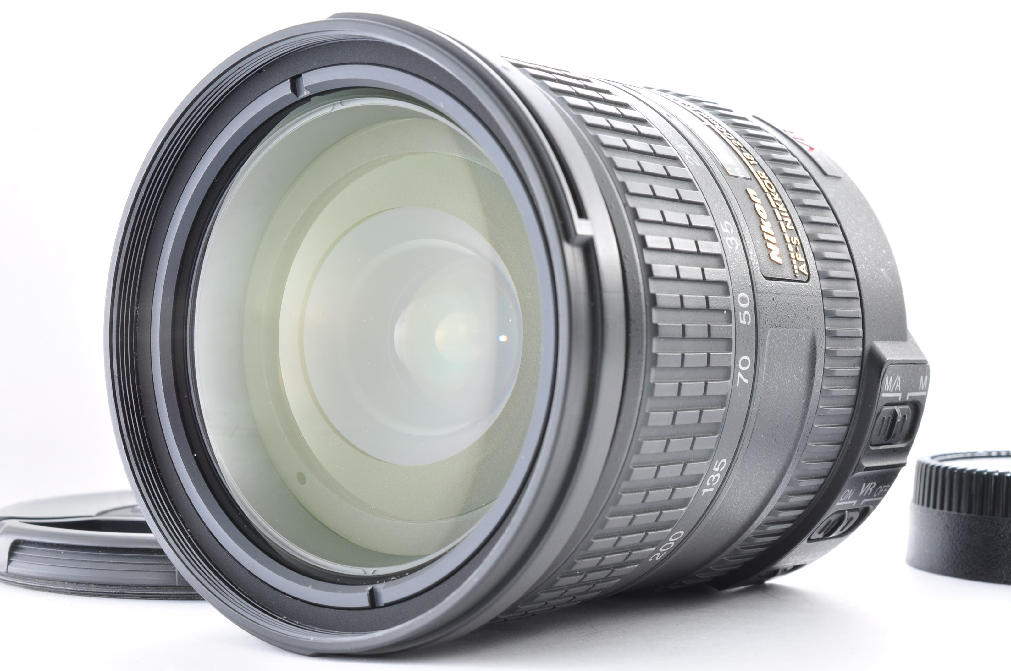 Nikon Nikkor Af-S Dx Vr 18-200mm F/3.5-5.6G If-Ed Near Mint