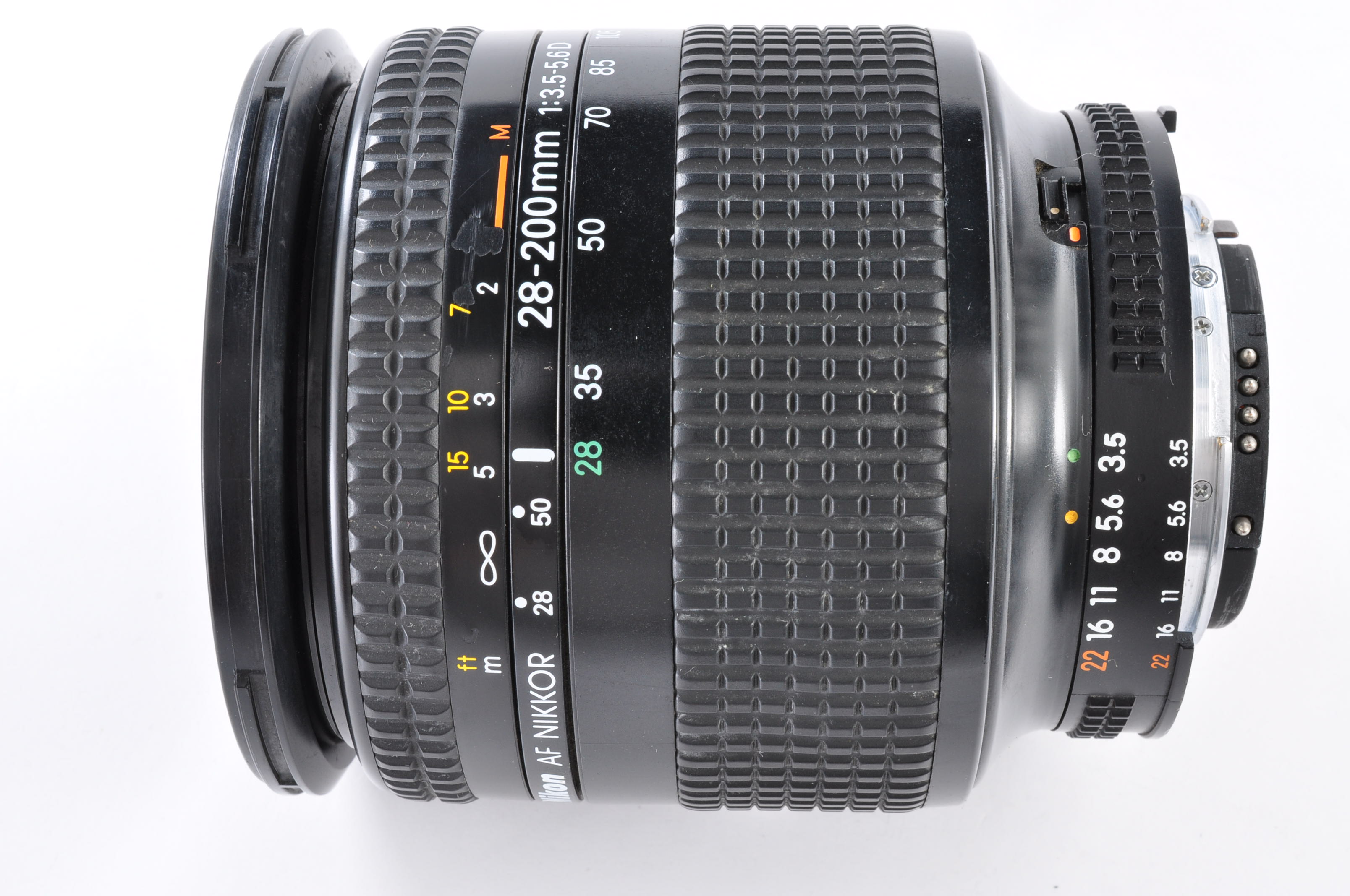 【値下げ】Nikkor AF D ズーム28〜200mm f/3.5〜f/5.6 Amazon.com : Nikon 28-200mm f/3.5-5.6 D AF Nikkor Zoom Lens