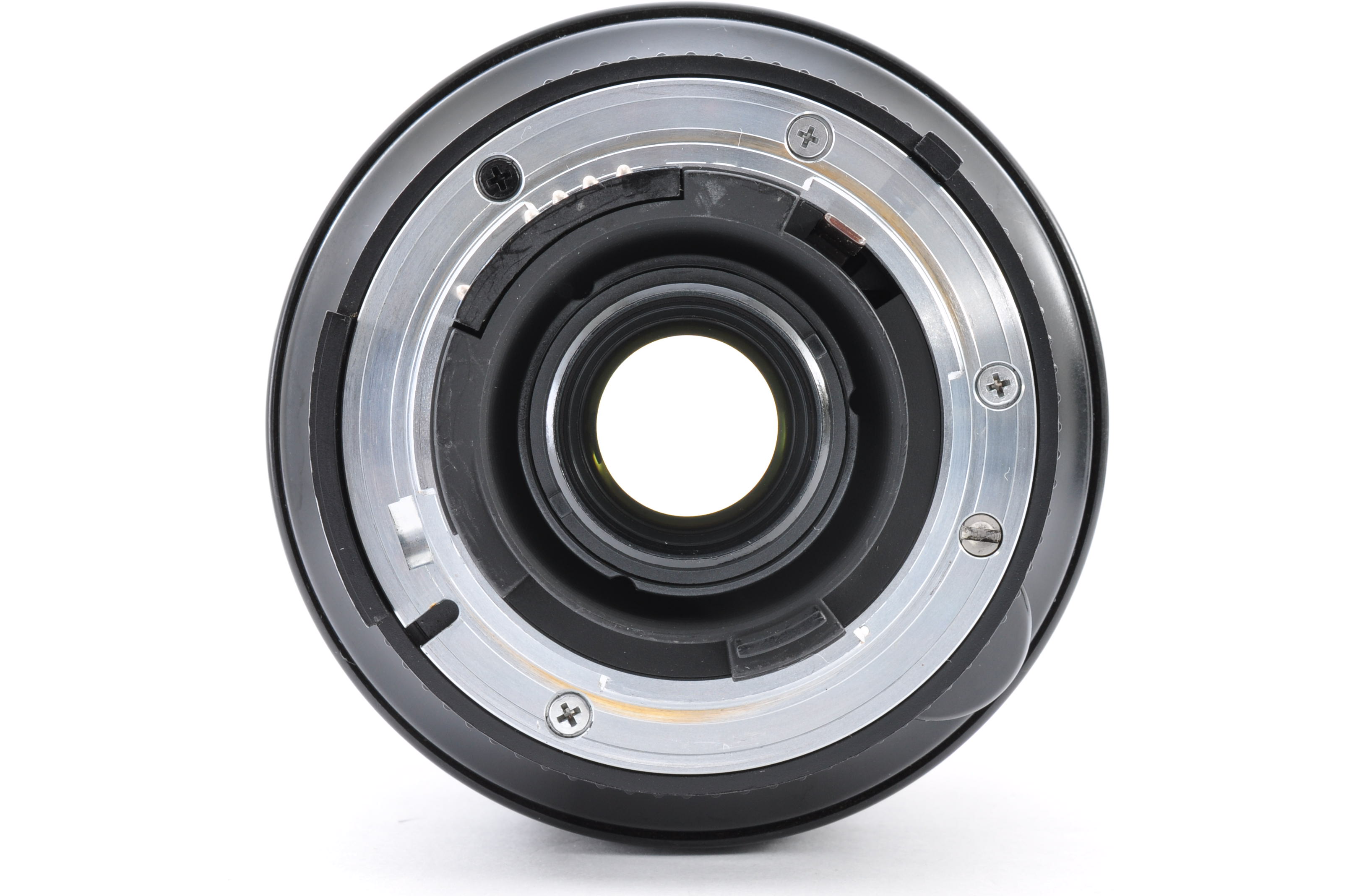 NIKON AF NIKKOR 28-200mm F/3.5-5.6 D Zoom Lens Near Mint