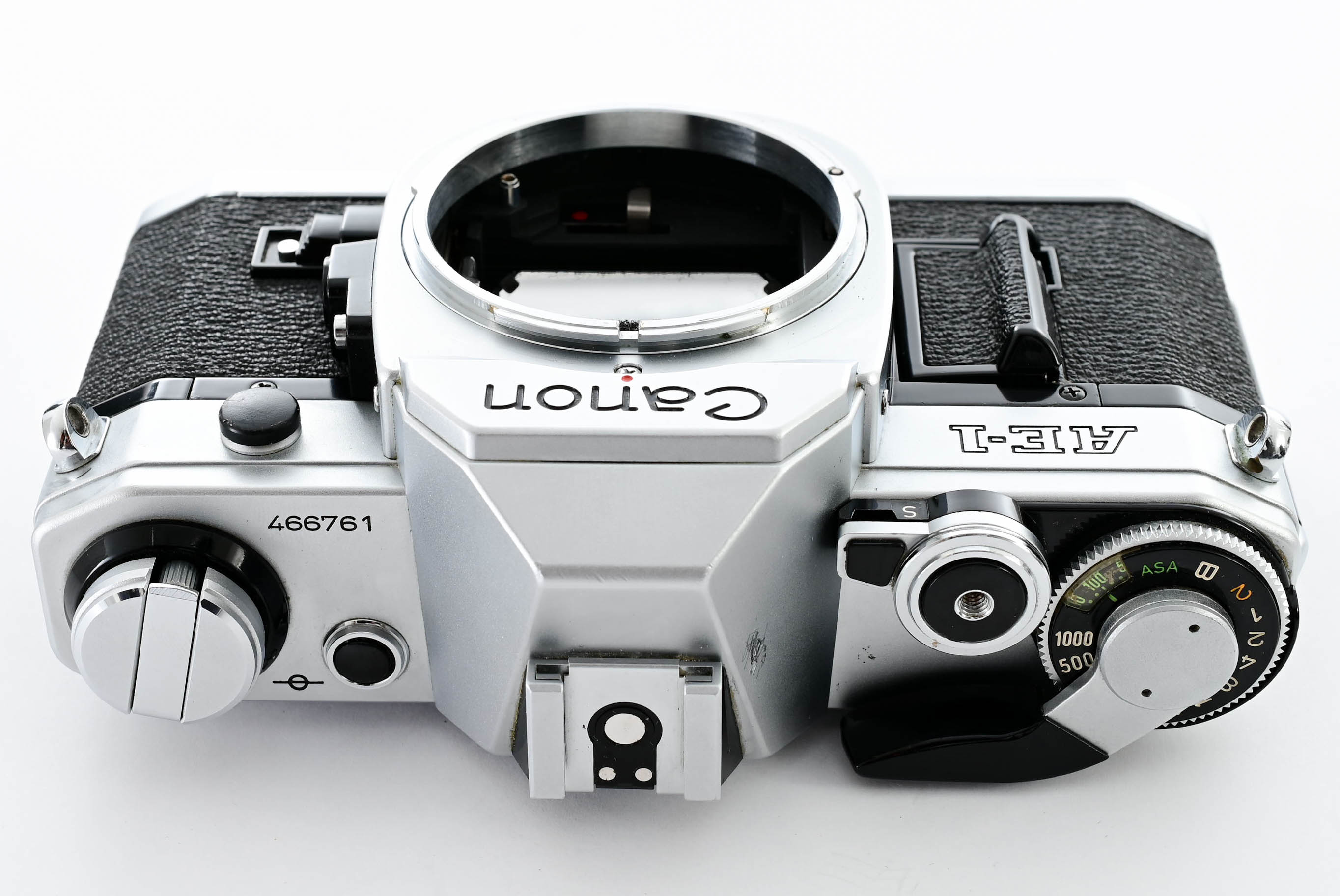 Canon AE-1 + FD 50mm f/1.4 S.S.C. photo - Image 10